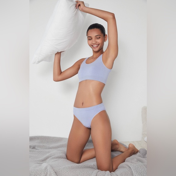 OUT FROM UNDER White Markie Seamless Ribbed Set - Picture 10 of 10